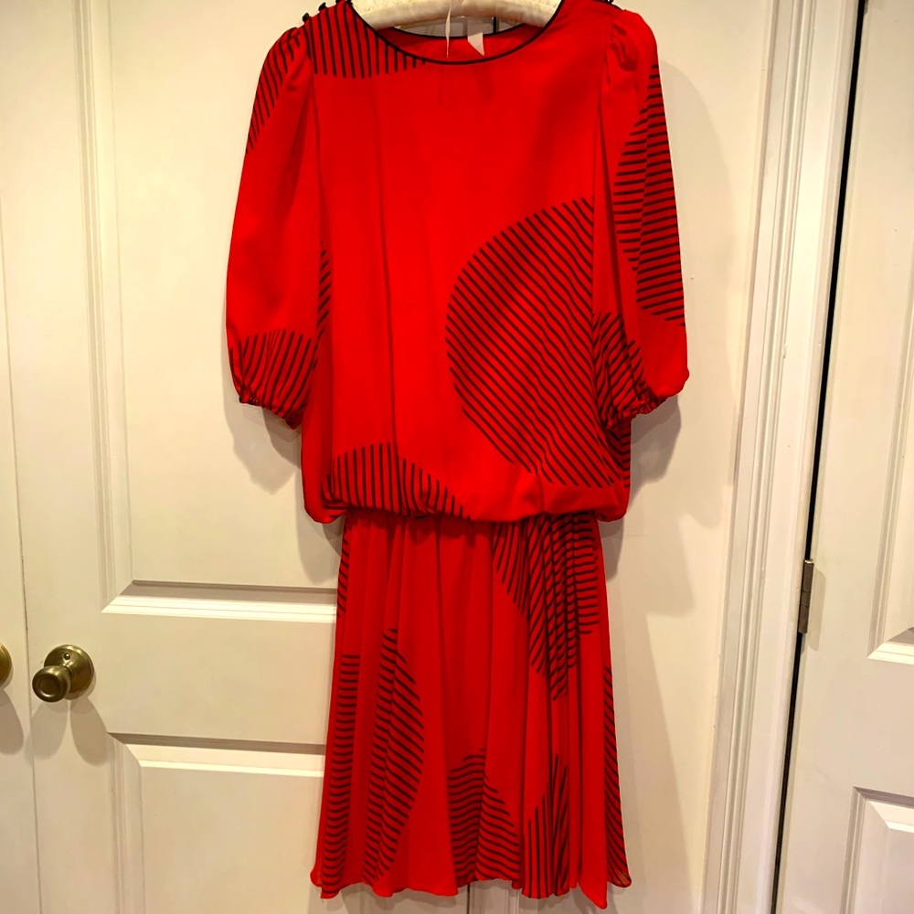 FABULOUS!!!! Vintage 80’s graphic dress 🦚❤️🎉